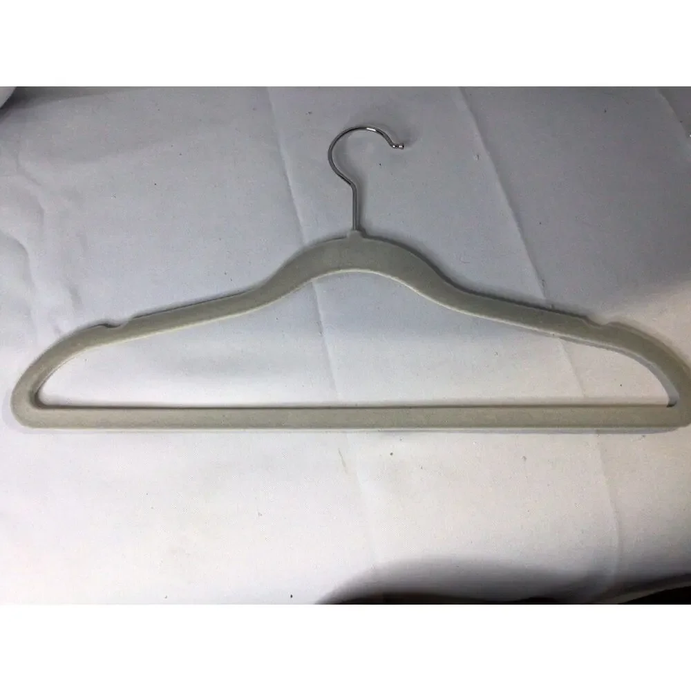 Cella 50-pack Velvet Slim Hangers Glacier Grey New in Plastic Open Box